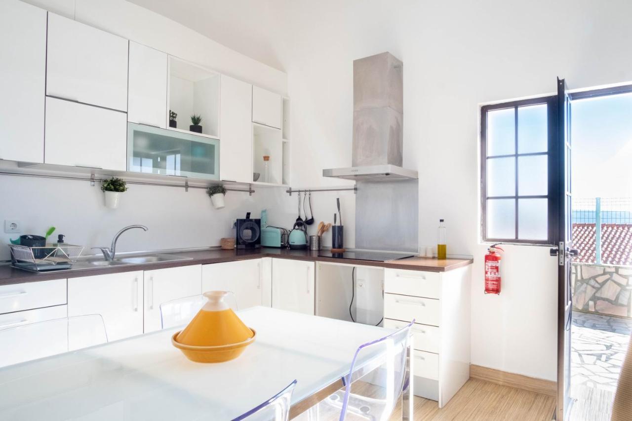 Casa Da Felicidade Nazare Bagian luar foto